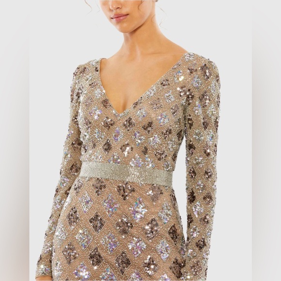 NWT $598 MAC DUGGAL Geometric Embellished Mocha Evening Gown DRESS BEADED 5021 - Picture 3 of 4